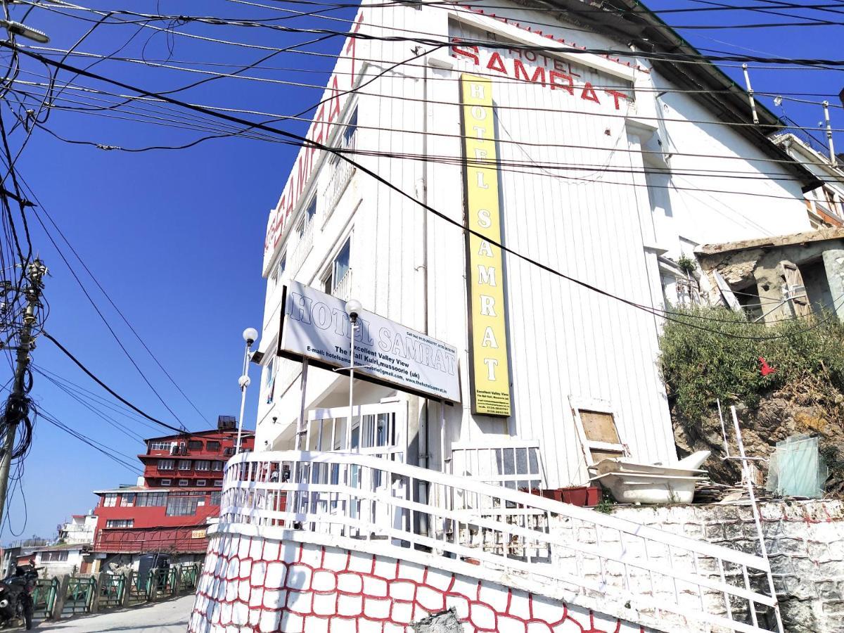 Hotel Samrat, Массури Экстерьер фото