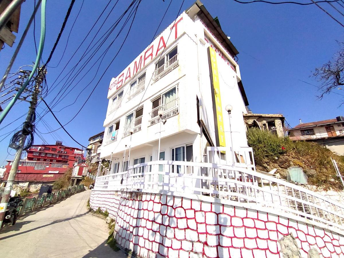 Hotel Samrat, Массури Экстерьер фото