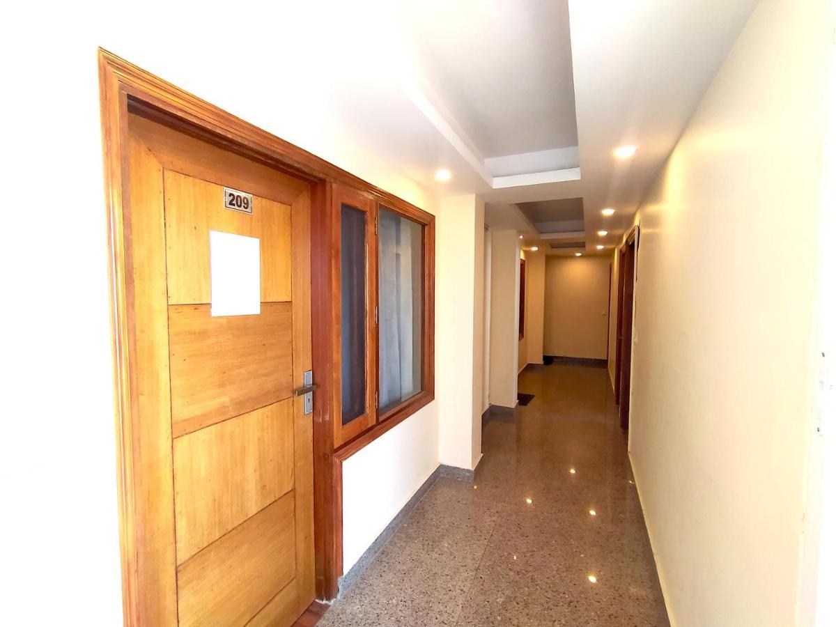 Hotel Samrat, Массури Экстерьер фото