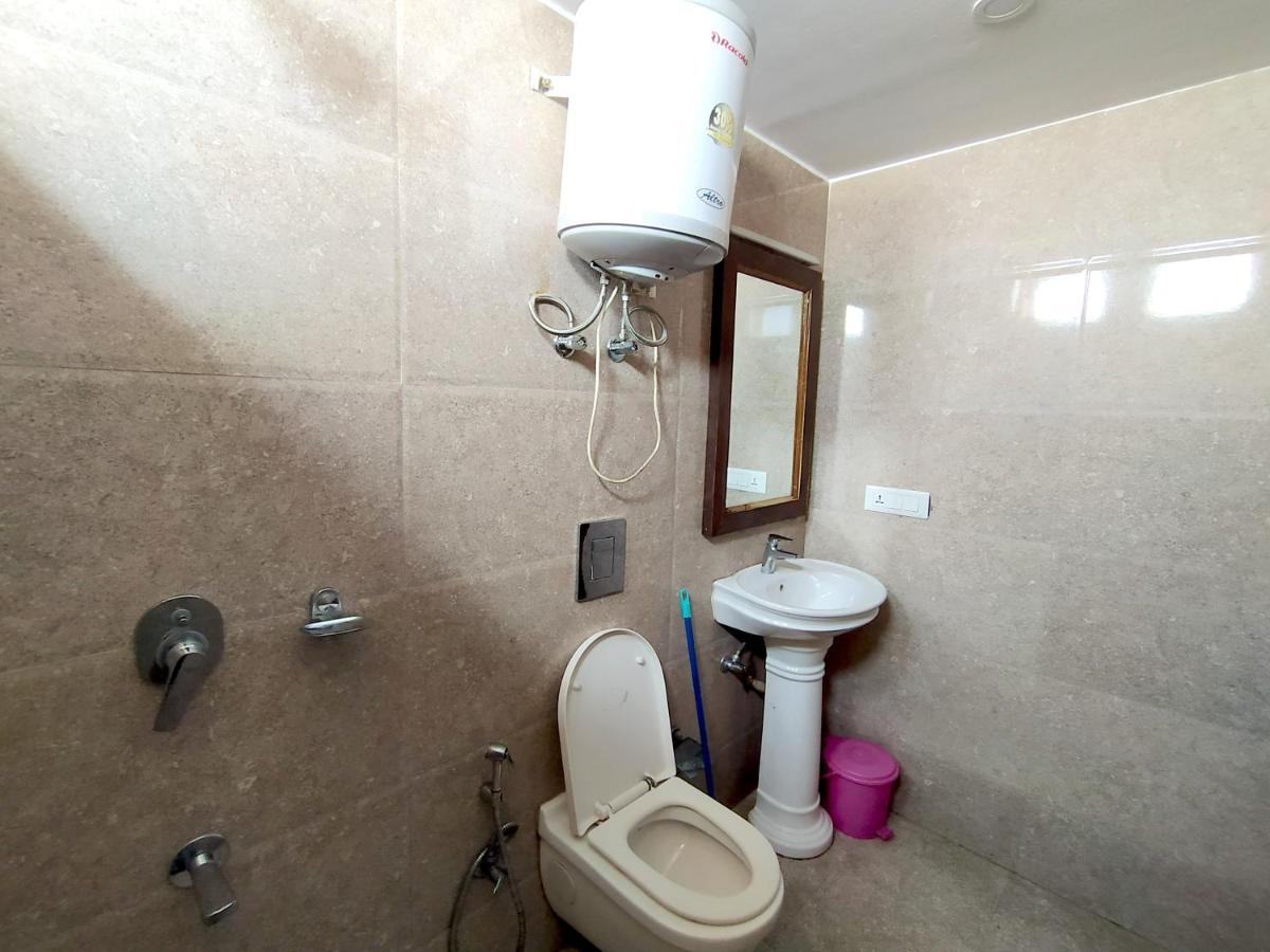 Hotel Samrat, Массури Экстерьер фото